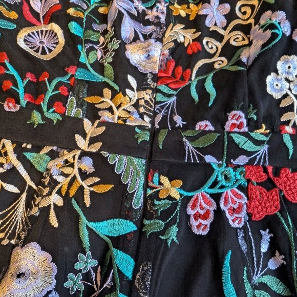 Sam Edelman embroidered floral dress, size 2, EUC - Picture 6 of 12